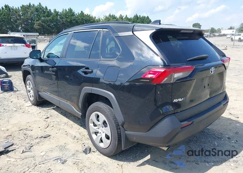 2021 Toyota Rav4 Le z USA, uszkodzony, nr VIN 2T3F1RFV6MC158814